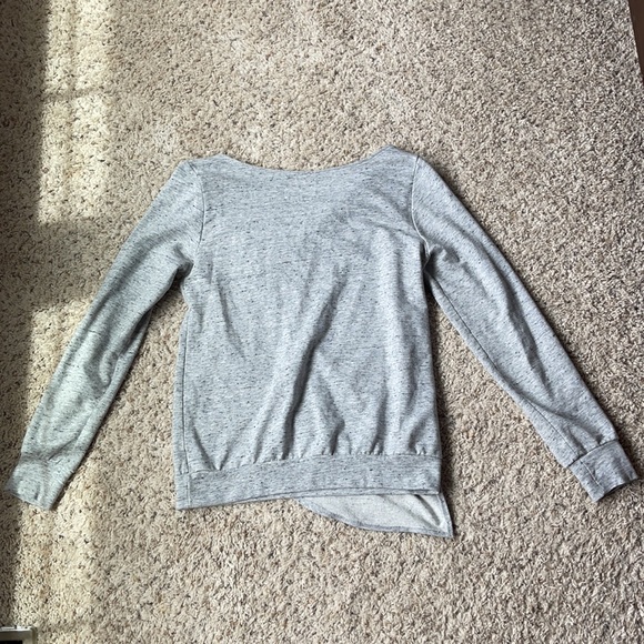 Iris and Navy long sleeve gray shirt size S - Picture 2 of 2